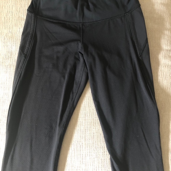 Lululemon running crops - Picture 4 of 5
